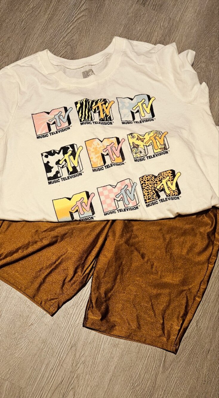 TORRID MTV SHIRT Size 0 and Shiny Bronze Bik Shorts Size1 Pair With Jean Jacket